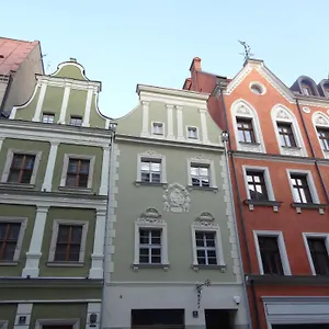 Auberge de jeunesse Rosemary's Private Ensuite In Old Town Poznań