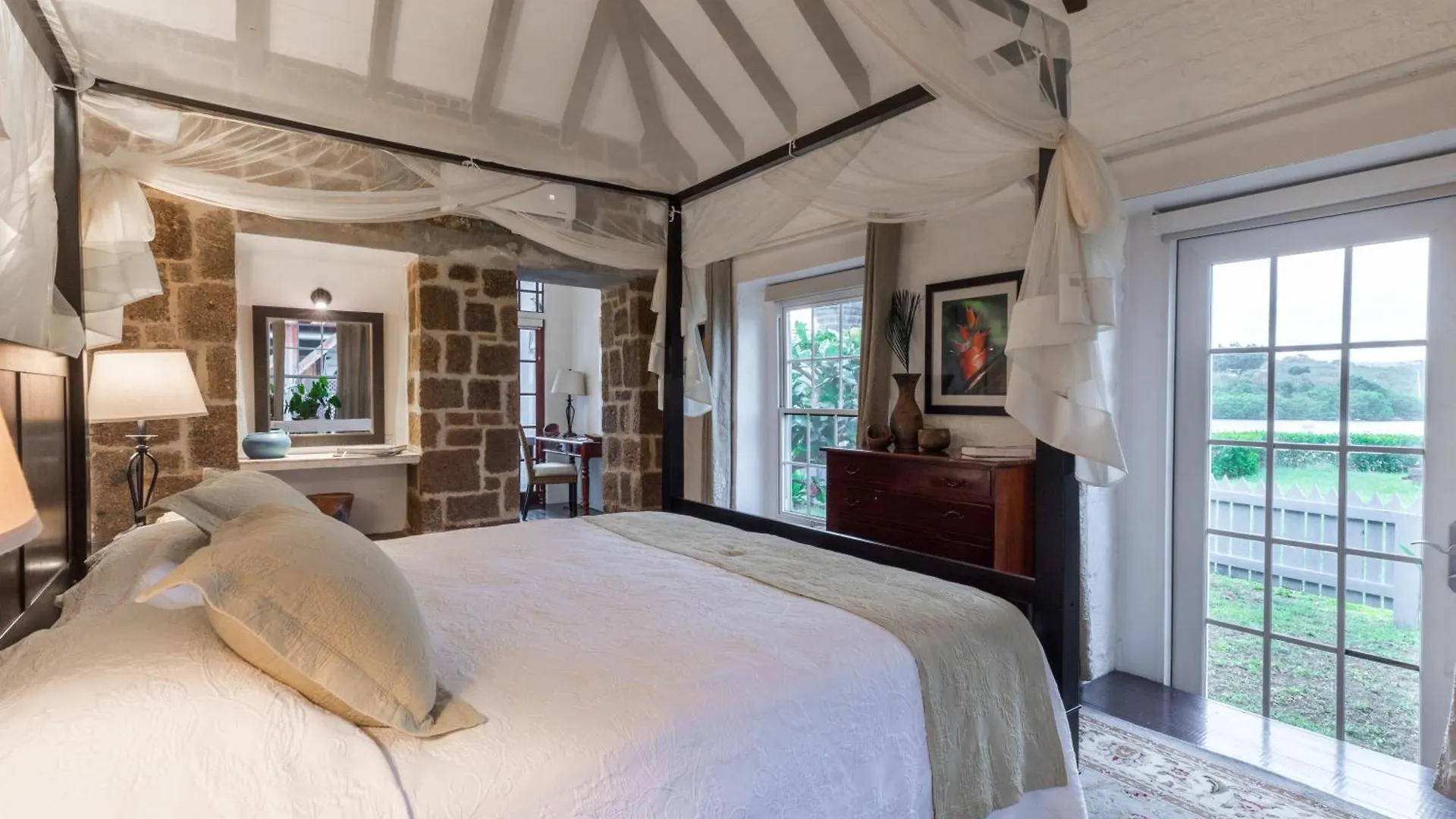 Admiral'S Inn And Gunpowder Suites English Harbour Отель